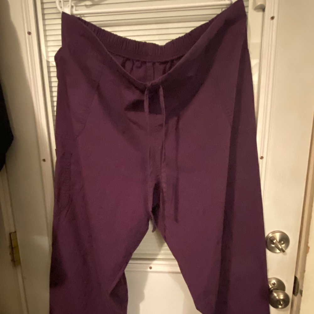 2x Scrubstar pants